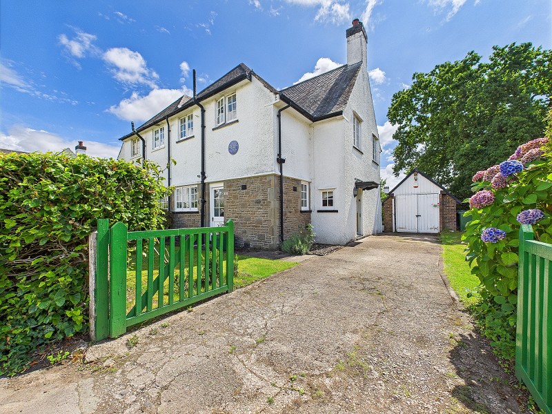Y Groes, Rhiwbina