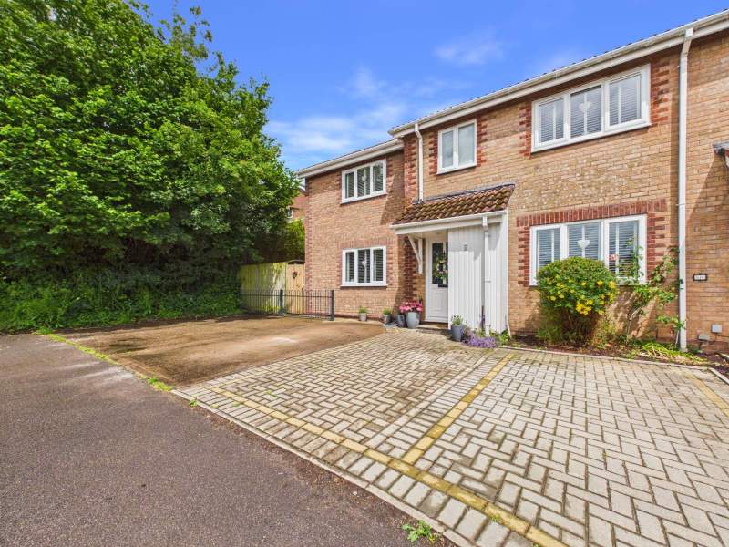 Pinecrest Drive, Cardiff