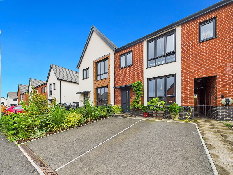 Rhodffa Groes Wen, Cardiff