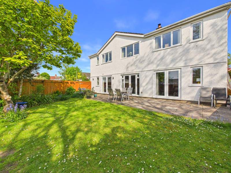 Clos Brynderi, Rhiwbina